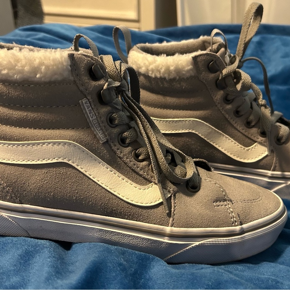 Vans Women’s High-Top Sneakers - Grey and White